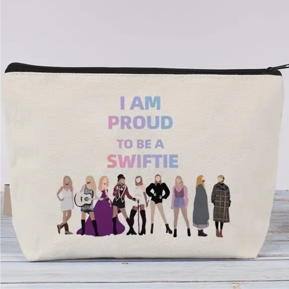 Swiftie Makeup Bag - Picture 2 of 5